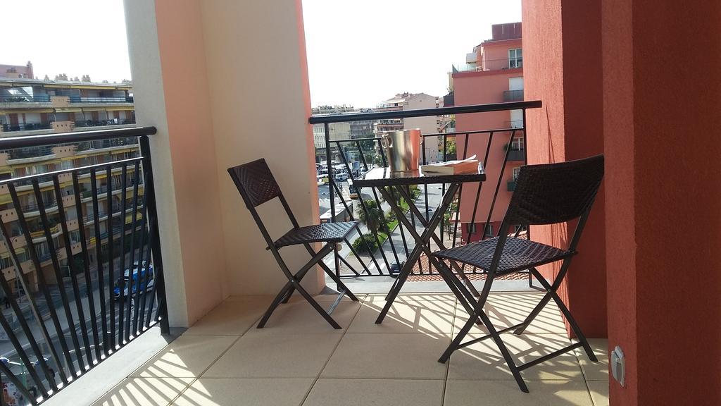 Appartement Lilla By Connexion Ментона Екстериор снимка